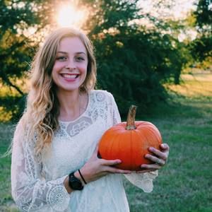 Meet your Posher, Amelia